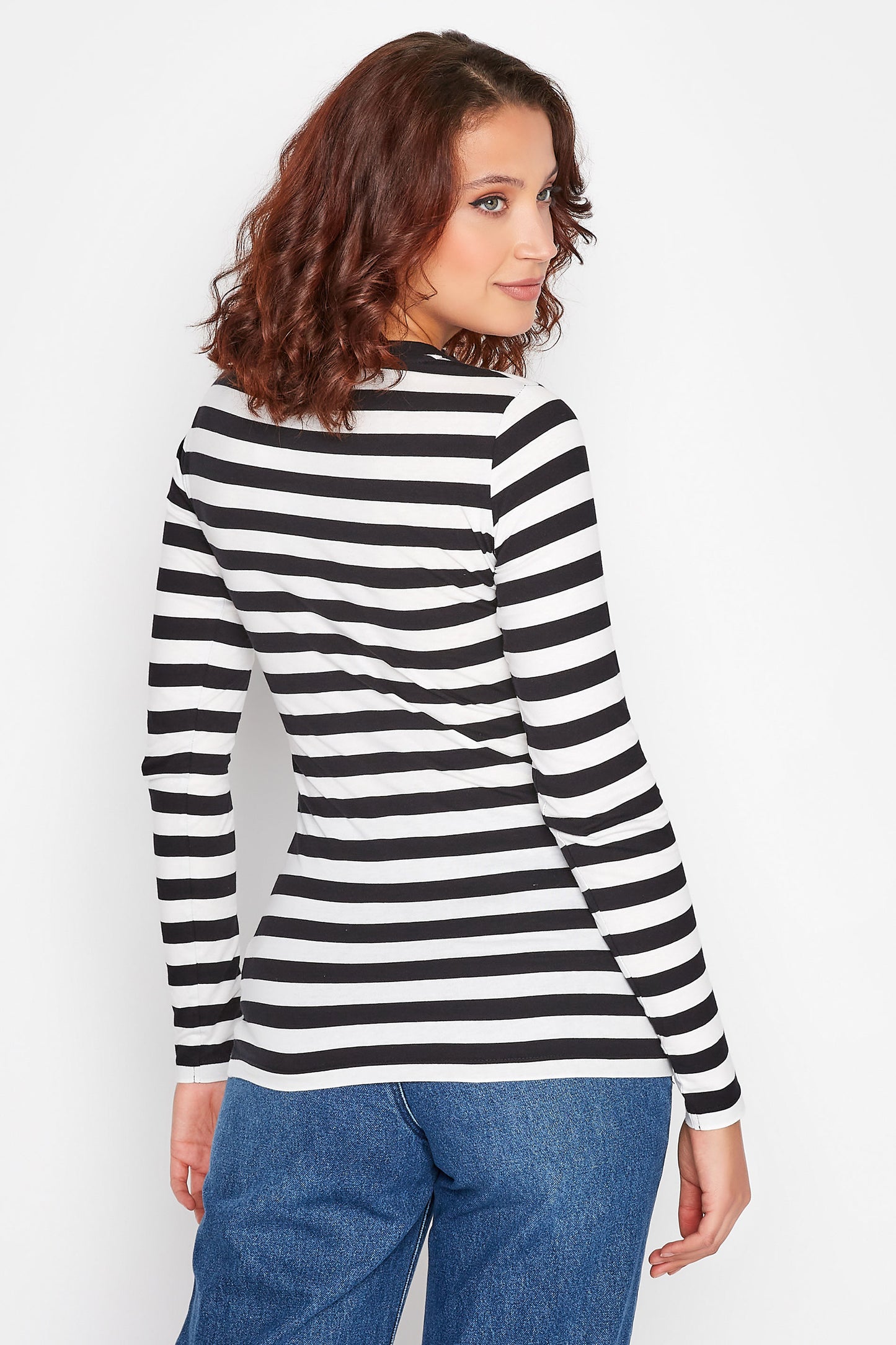 T-Shirt Wanita Tangan Panjang Body Fit Model Garis-Garis Cotton