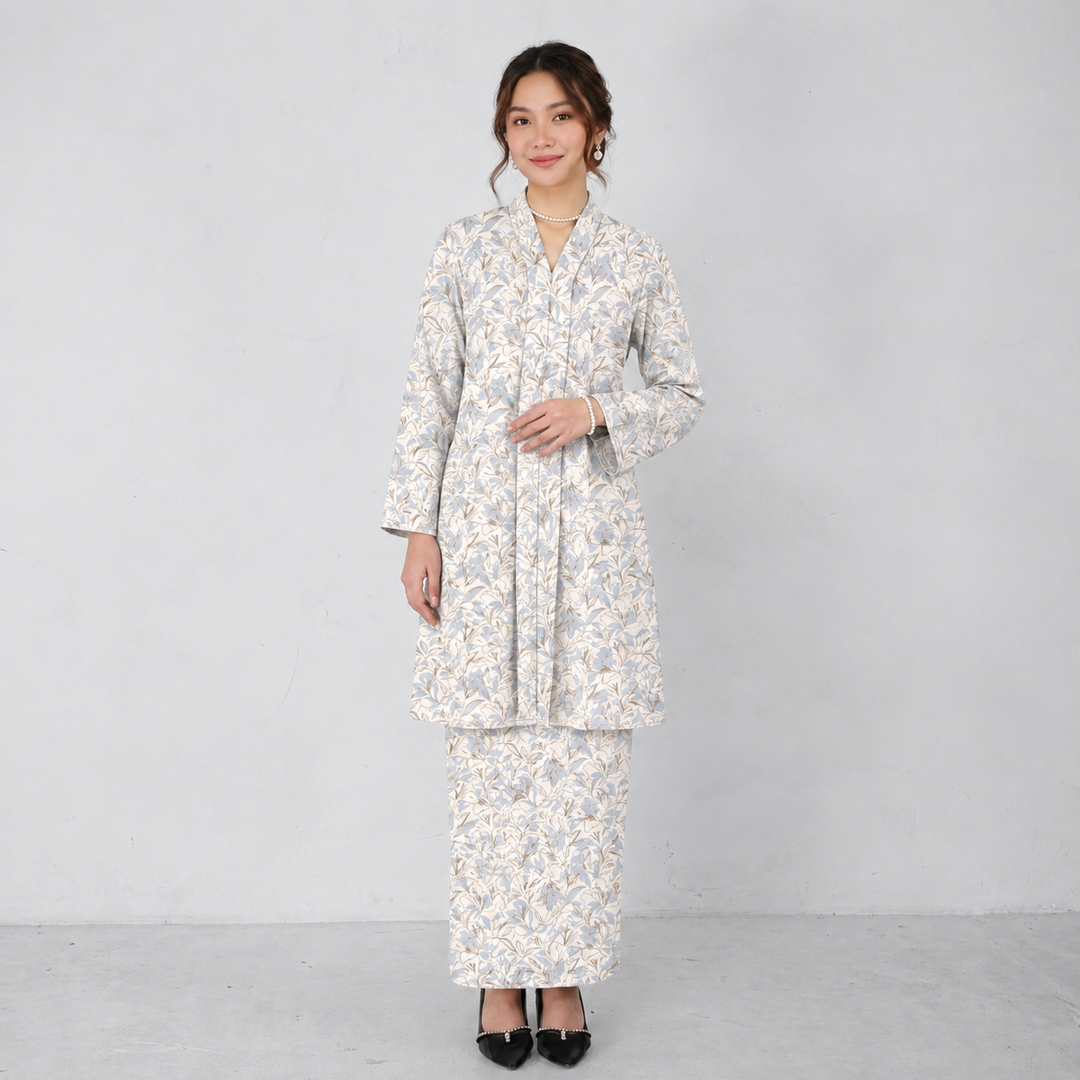 PREMIUM DELICATE FLORAL PRINTED KEBAYA